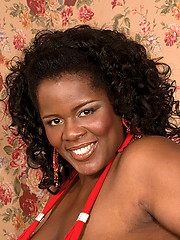 Ebony woman from Texas with monster tits